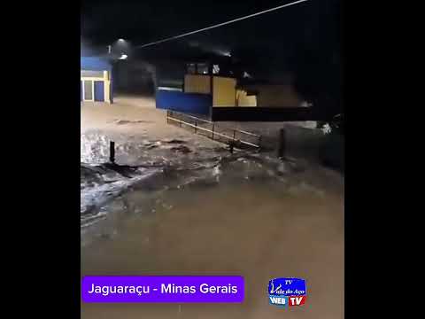 cidade de Jaguaraçu, em Minas Gerais, foi atingida por uma forte tempestade