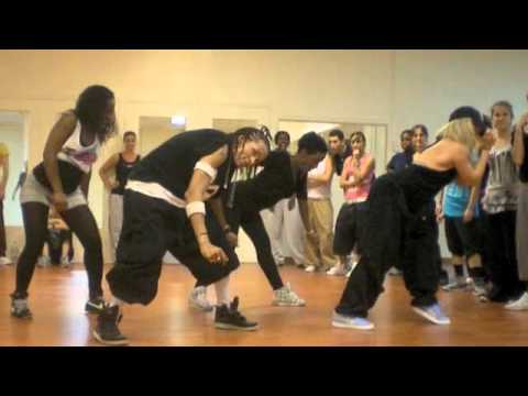 Laure Courtellemont Ragga Jam Dancehall -  WINE N BUBBLE