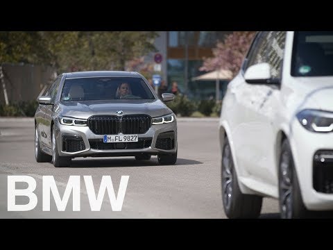 Active Cruise Control in combination with the driver attention camera – BMW How-To