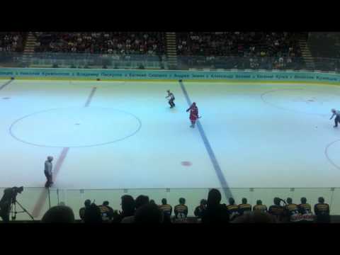 AMAZING Shootout Goals / Kloten Flyers vs Icehockey World Stars - Lokomotive Jaroslavl Memory Night