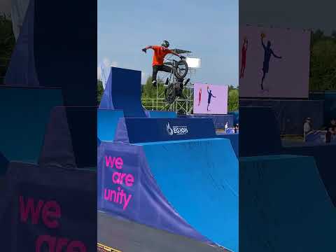 Tom van de Bogaard with crazy BMX trick 😱🔥