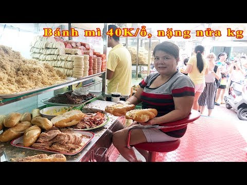 Bánh mì ô môi chặt chém 40k mỗi ổ | khách quốc tế xếp hàng kẹt cả phố Sài Gòn - Guufood