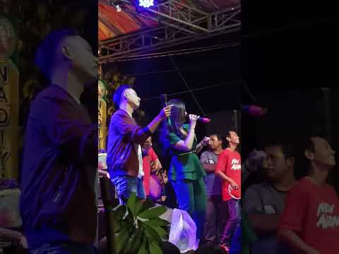 Gala-gala gerry mahesa live Manting Jatirejo. New Alona