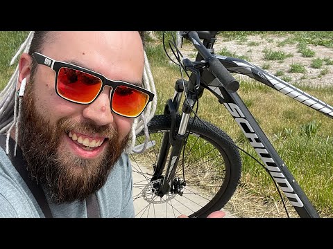 Best Walmart Bike!? | New Bike Day! Schwinn Taff