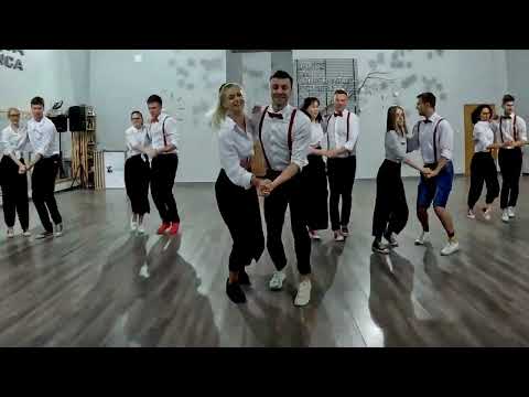 🎶 Chuck Berry - You Never Can Tell 🎶