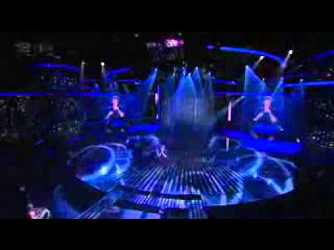 craig colton opens a jar of hearts.mp4