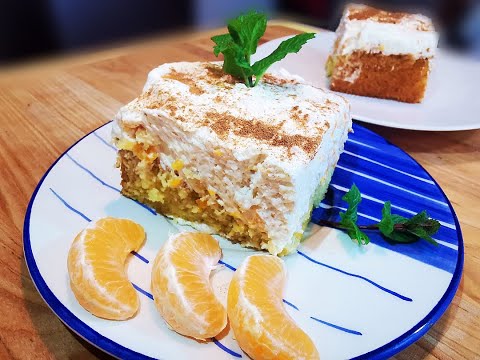 Light holiday cake with sponge cake and sour cream #547