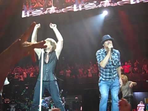 Bon Jovi-Kid Rock Old Time Rock 'n Roll  O2  6-26-10