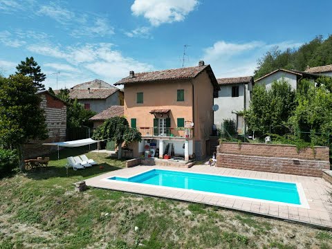 Beautiful Country House with swimming pool in Monferrato, Piemonte