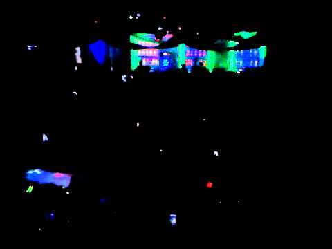 MOMA SUMMER TIME: SÁBADO 30 DE JULIO DE 2011 (CONFETTI)