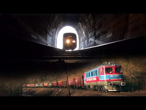 Trains in Bălnaca Tunnel-Trenuri în tunelul Bălnaca-25.03.2021