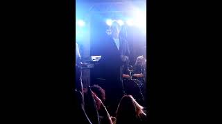 Gary Hobbs - &quot;En Mi Mundo&quot;