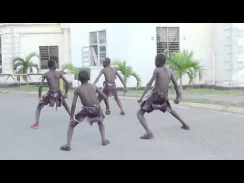 Bwenyenye ft Susumila--Hinde