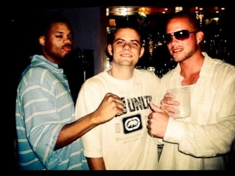 $100 Gram - Homegrown Kush feat Collie Buddz & Roachekilla