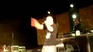 fabri fibra concerto donnafugata questa vita