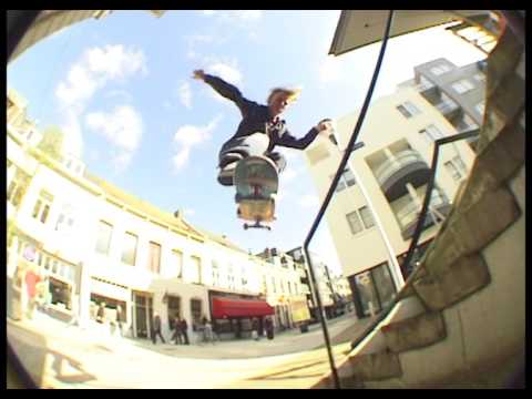 Premiere Free Booze For Rollers Trailer #4