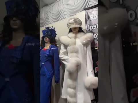 download lagu mp3 mp4 Donna Vinci Hats, download lagu Donna Vinci Hats gratis, unduh video klip Donna Vinci Hats