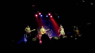 Skinny Lister - Devil In Me - live @ Skaters Palace Münster 29.10.2017