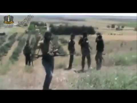 جولة داخل حاجز تل الطويل بعد السيطرة عليه من قبل جبهة الإنقاذ الإسلامية في ريف حماة الغربي