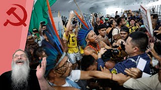 INDÍGENAS e COLETIVO da EXTREMA-ESQUERDA fazem ATENTADO VIOLENTO contra ESTADO DEMOCRÁTICO na COP30
