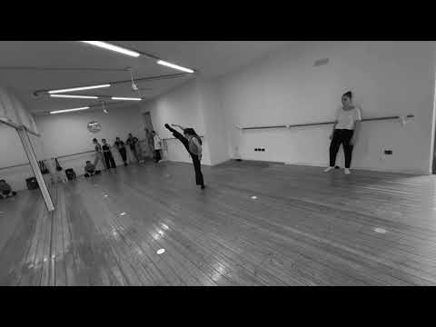Modern Class With MariaElena Del Prete  #amicidimariadefilippi #contemporary #dance