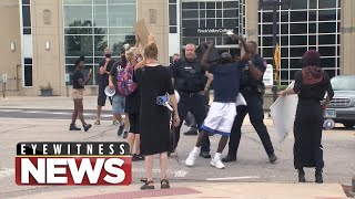 Download Lagu WTVO Eyewitness News at 5 for August 3rd, 2020 (full broadcast) Thumbnail
