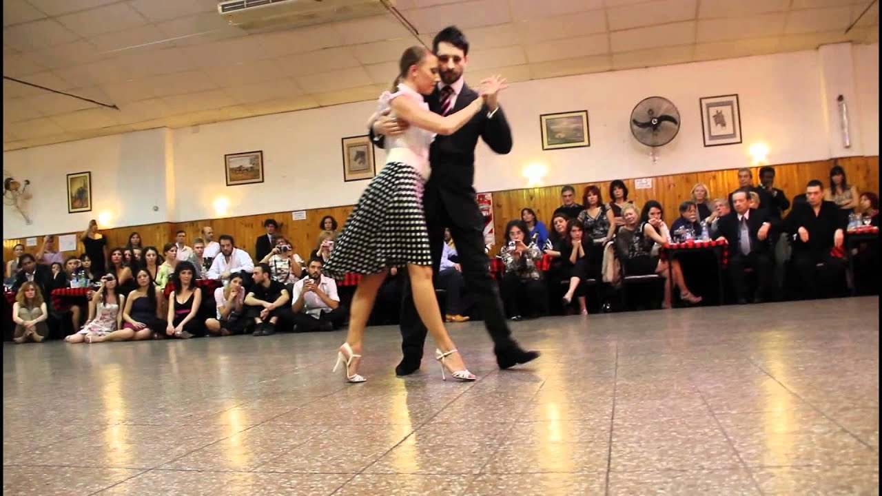 JAVIER RODRIGUEZ Y ANDREA MISSE EN LA BALDOSA 04/04