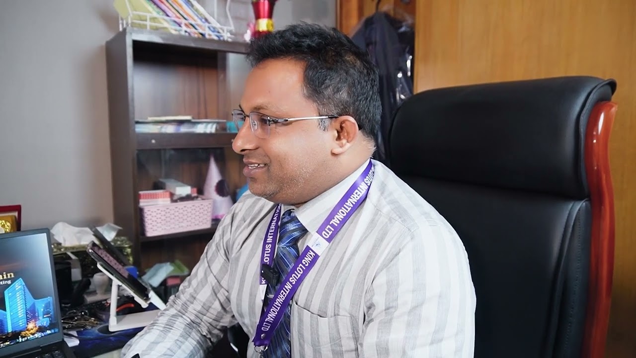 "You can't change your fate by working!" — Why did Ibrahim Bhai leave his job and go into business?