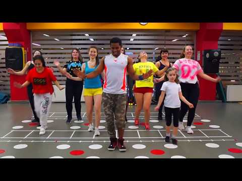 Ataoko sonia (Dadi Love) - ZUMBA BY CELESTIN ( Madagascar )