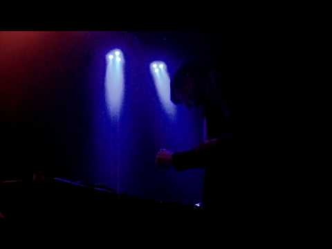 za duszno: DJ 2 Lewe Ręce playing Music from Saharan cellphones (14.06.2017)