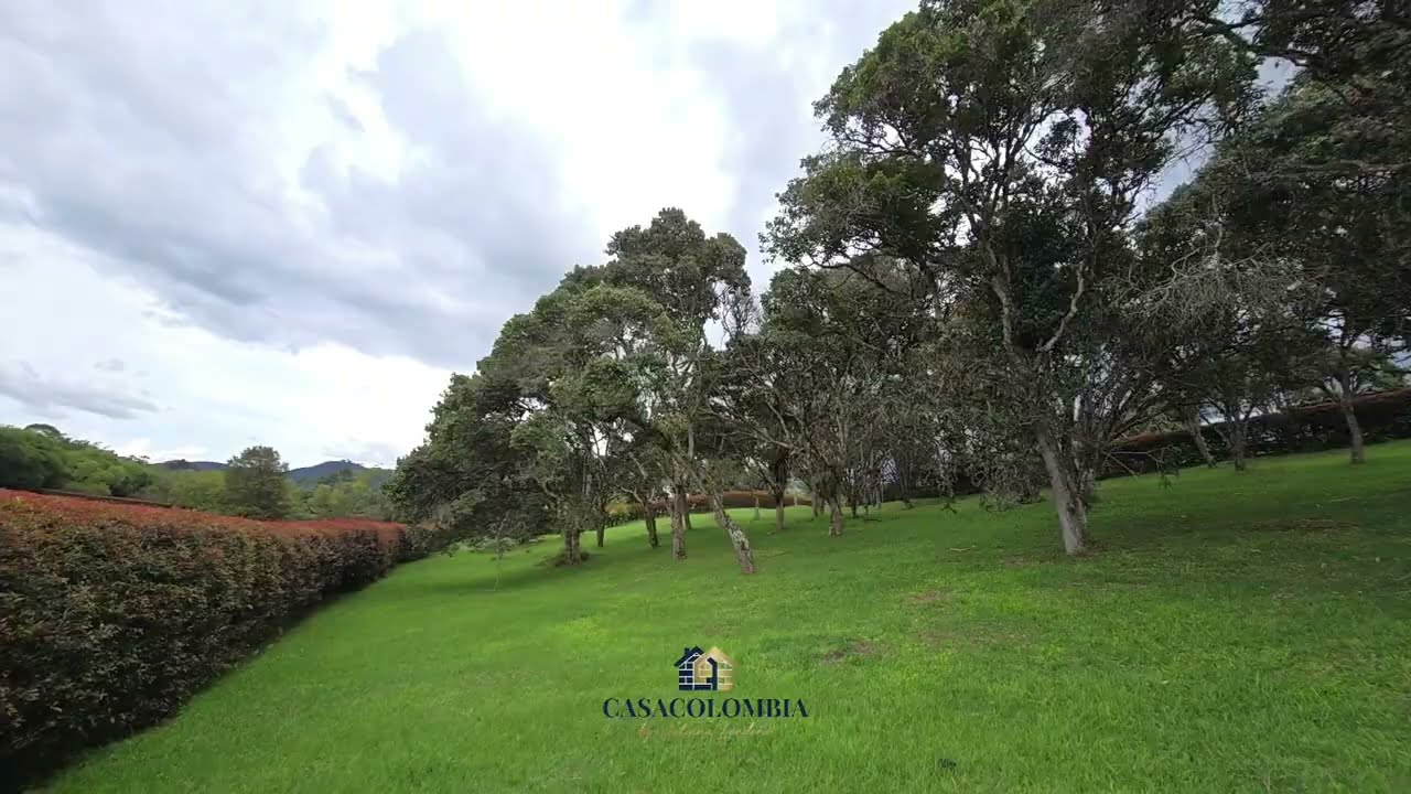 Lot en Llanogrande video tour