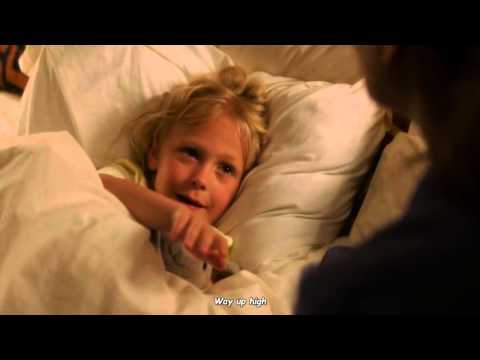 Drew Barrymore cantando "Somewhere Over The Rainbow" (Blended)