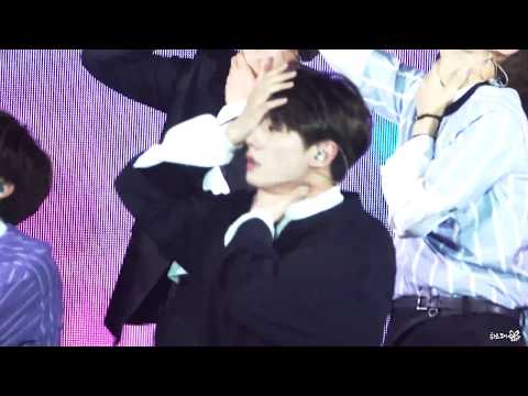 180506 이준영 (유키스) UNB :: 감각 _2018 아시아 모델 어워즈(4K)