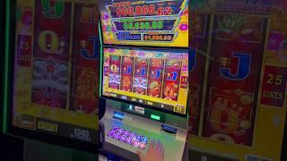 When you get a hunch... don't go for it! #Comedy #casino #gambling #money #slots