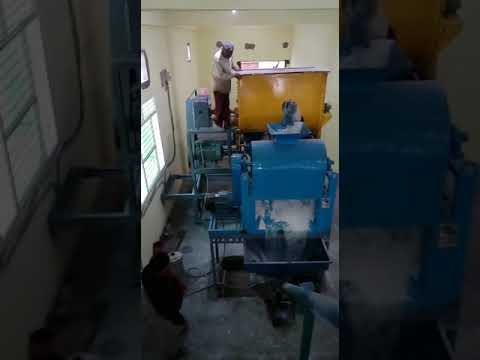 Ribbon Blender Mixer Machine