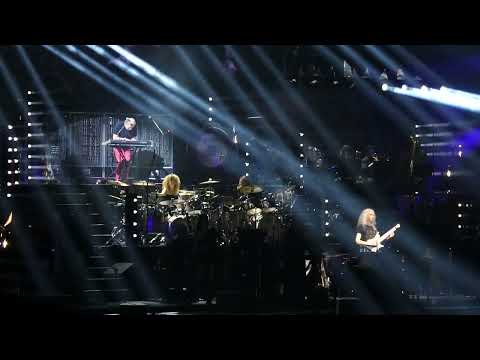 Hans Zimmer, Tina Guo "The Dark Knight"  (Medley) Live Paris 2022