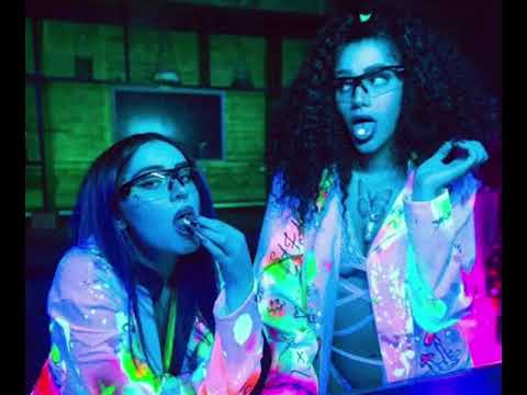 ANAJU ft. AZZY - ÁGUA DE BALA