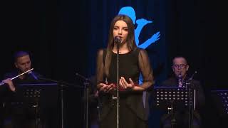 Agnesa Sejdiu - Moj Lulije, Pëllumb I Bardhë