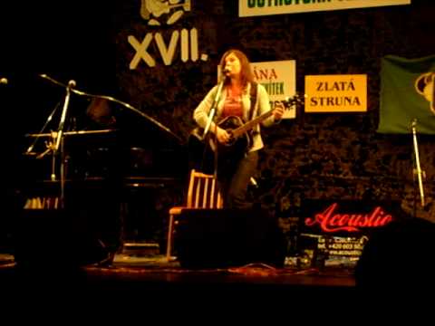 Hanny - Holka z plakátu