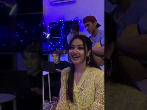 Instagram Daiyan Trisha