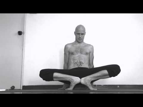 Mulabandhasana