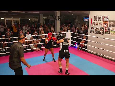 Sammy vs Tess round 1