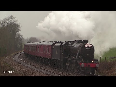 LMS 48151 & Santa get a shove at Starricks on the Santa Special 17/12/17.