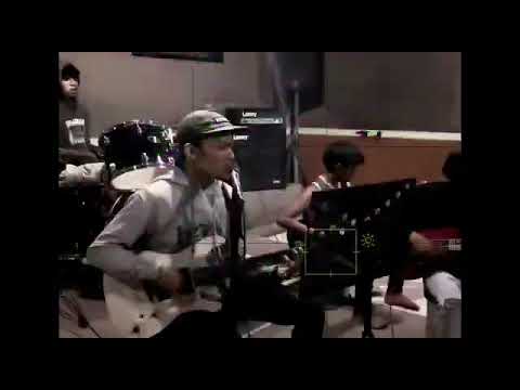 SUPERIOTS AWEWE BELEGUG