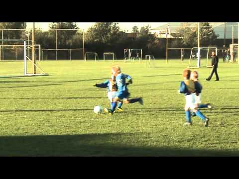 Berghem Sport F3 - OSS'20 F4 (15-10-2011)