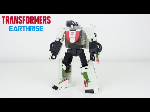 Transformers Earthrise Deluxe Class Wheeljack Review