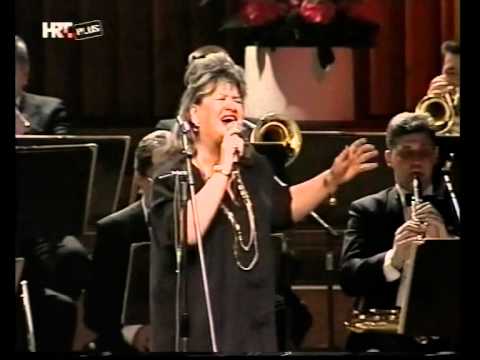 ZDENKA VUČKOVIĆ - Mijenjamo se mijenjamo (Odrasla je djevojčica mala)