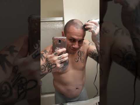#trending #6minutes ~ One Handed Head Shave