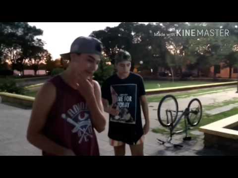 Markos y Brian VS Cata Mc y DK Mc