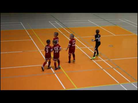 KS BRONOWIANKA 2010 vs AP GRZEGÓRZKI Kraków Halowe Mistrzostwa Krakowa.